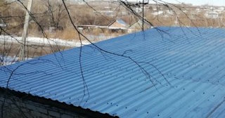 Демонтаж поликарбоната с крыши в Тутаеве - услуги по доступной цене от 630 рублей