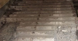Демонтаж ступеней в Тутаеве: гранитные, деревянные, ЖБ - расценка в смете от 315 руб.