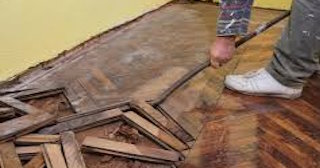 Демонтаж пола в квартире в Тутаеве - Стоимость от 525 рублей | Сварной-Ттв